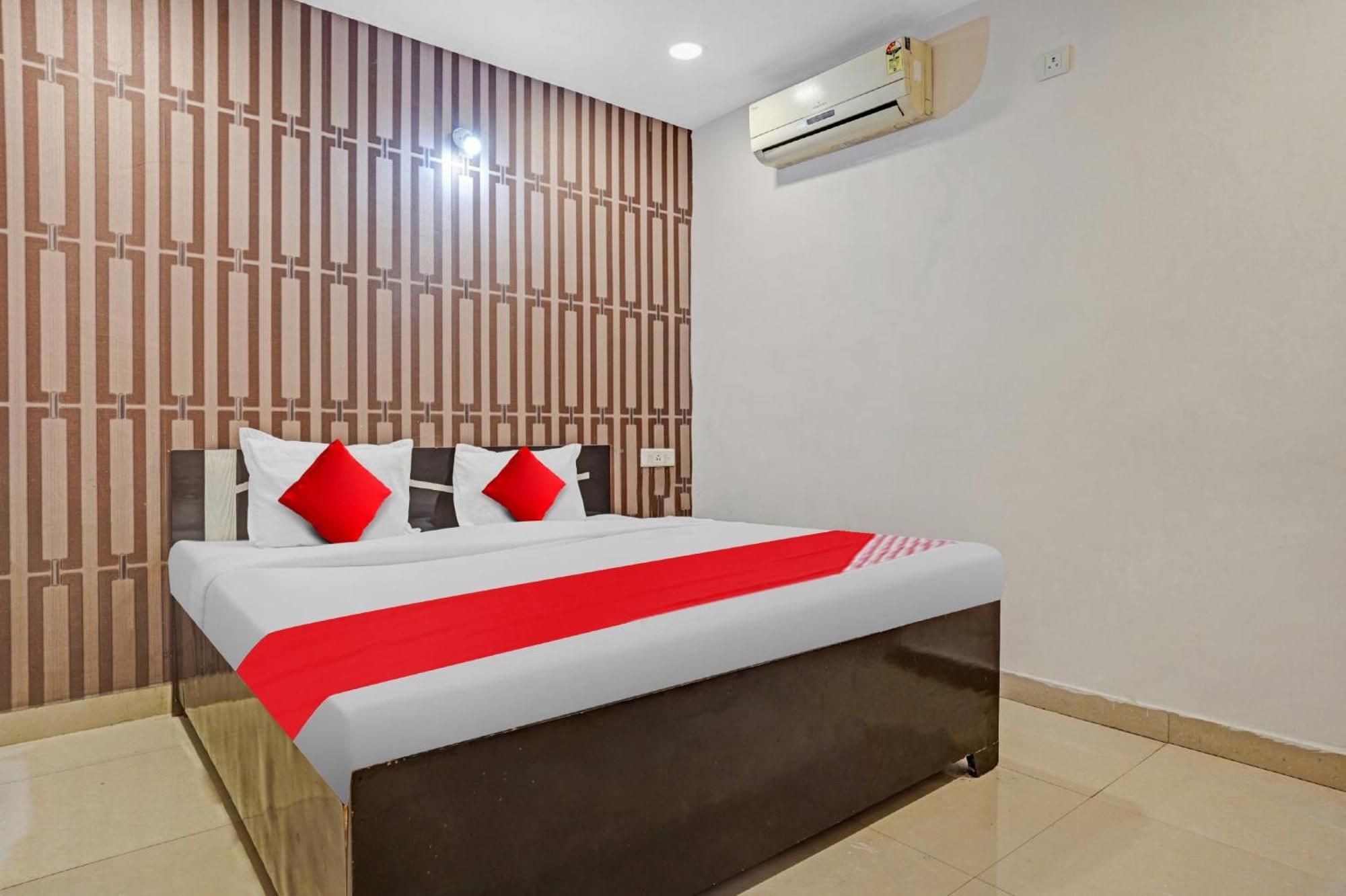 Hotel O Flagship Hotel Gulmohar Inn Бхопал Экстерьер фото