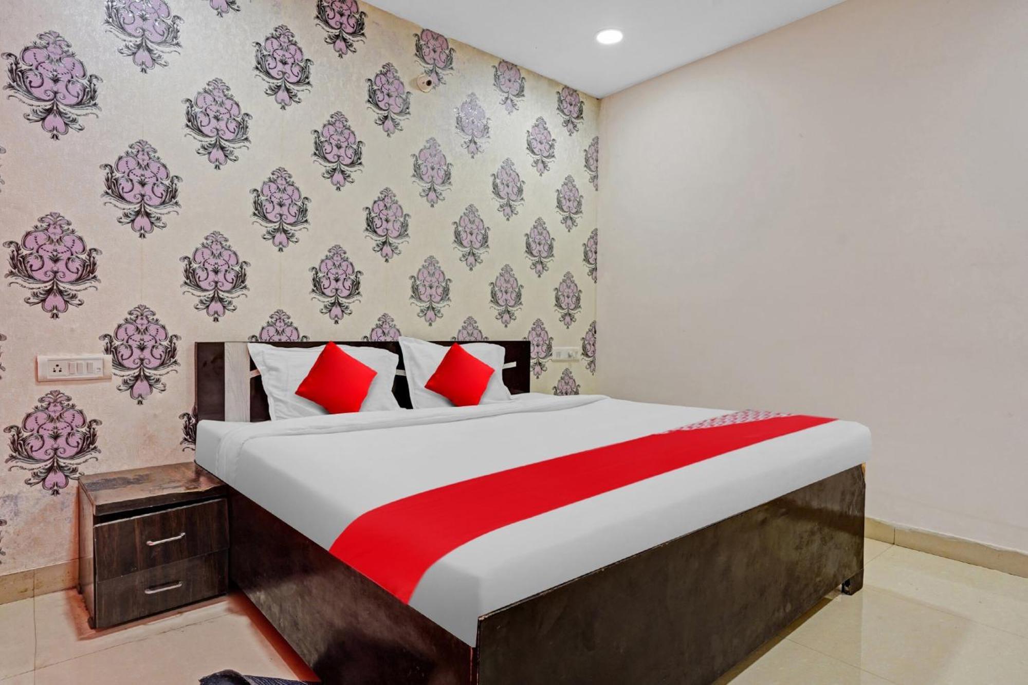 Hotel O Flagship Hotel Gulmohar Inn Бхопал Экстерьер фото